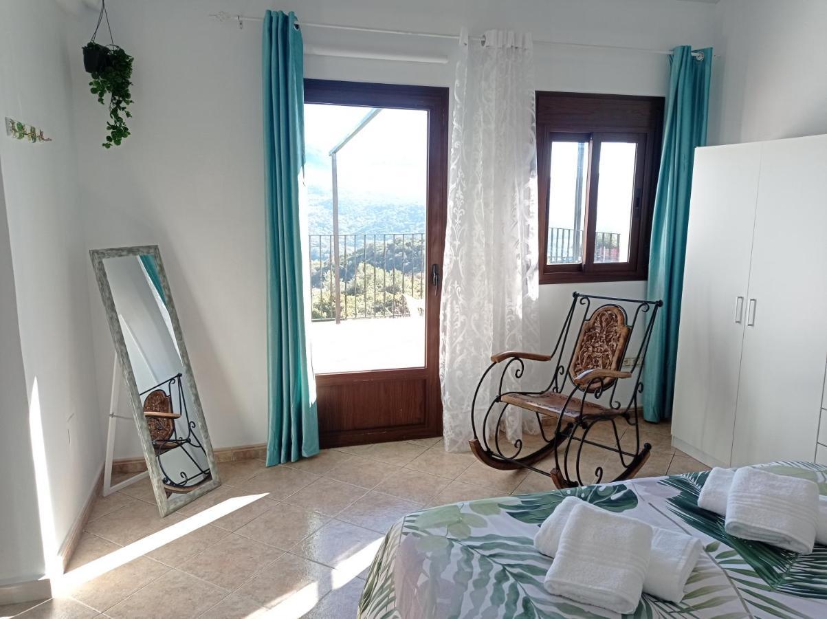 Apartamento Valle Del Guadiaro كورتيس دي لا فرونتيرا المظهر الخارجي الصورة
