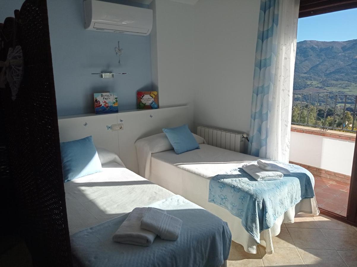 Apartamento Valle Del Guadiaro كورتيس دي لا فرونتيرا المظهر الخارجي الصورة